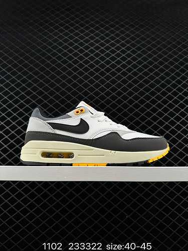 La nuova combinazione di colori dell'autentica unità Nike Air Max Air Max è rivestita con vari mater