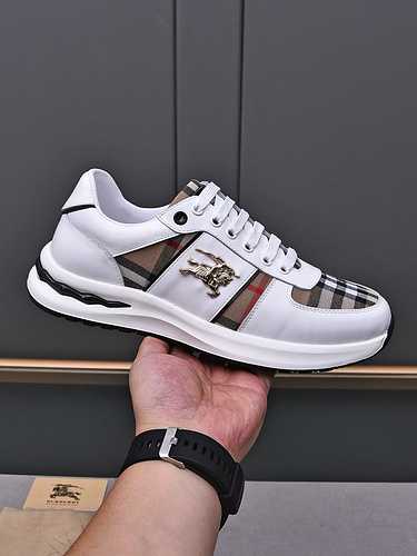 Scarpa Uomo Burberry Codice 1105B40 Taglia 3844 45 realizzata su misura