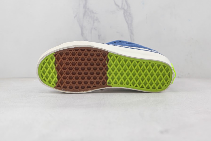 vans 1-3.jpg
