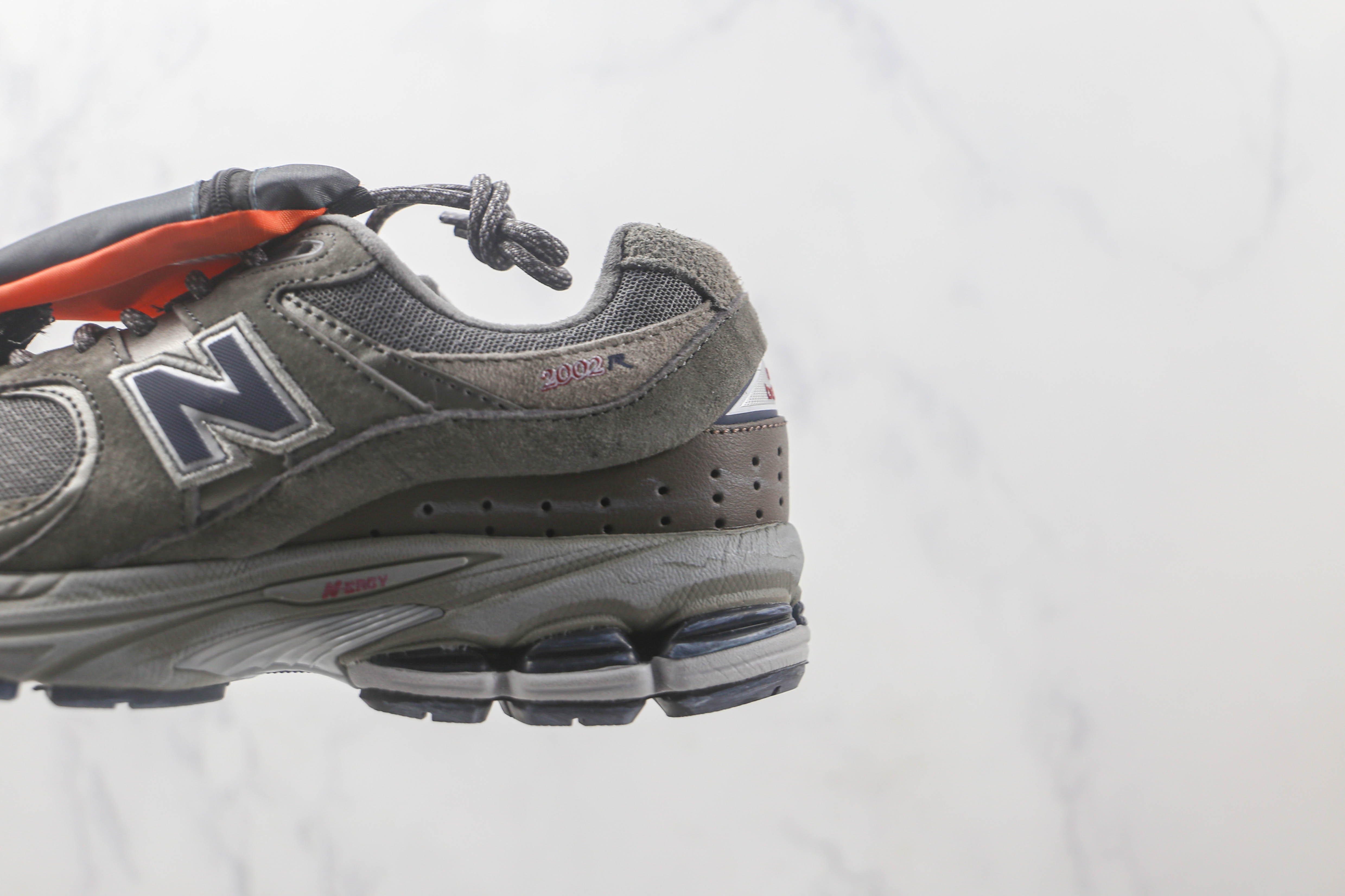 NB2002 (4 - 9).jpg