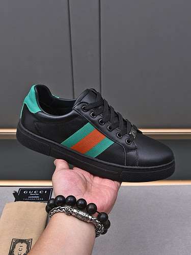 GUCCI Scarpa Uomo Cod. 1105B30 Taglia 3844 personalizzata al 45