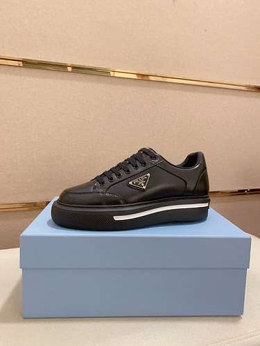 Scarpe Prada Uomo Codice 1112C00 Taglia 3844 45 Personalizzata non reso o cambio