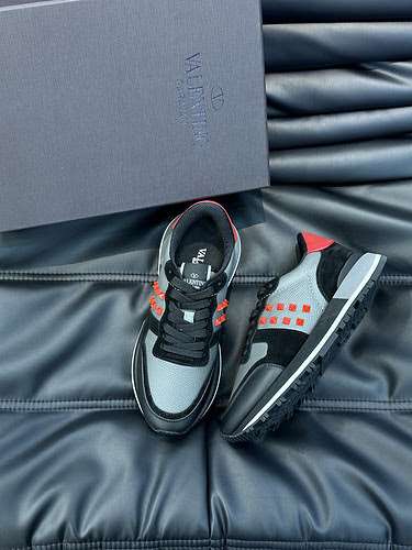 Valentino Men's Shoe Code: 1115B90 Size: 38-44 (customized to 45)