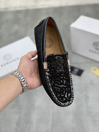 Scarpe Versace uomo Codice 1119B20 Taglia 3844 45 personalizzate