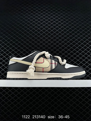 2 Scarpe da skateboard stringate decostruite Futura x Nike sb Dunk Low Questo paio di sistemi di lac