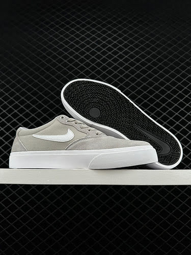 Autentico articolo versatile Nike SB Chron Solarsoft Scarpe da skateboard casual e versatili aumenta