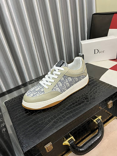 Scarpe Dior uomo Codice 1123B30 Taglia 3844