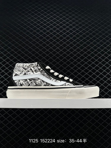 2 BEDWIN & THE HEARTBREAKERS and Vans Vault's collaborative bread shoes. The bright paisley cash