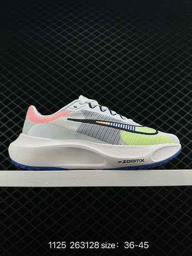 4 Nike Nk Zoom Fly ultra-light men's running shoes are matched with REACT foam. The midsole uses Rea