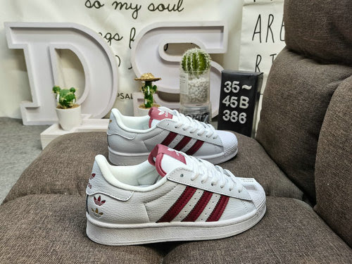 386DAdidas clover Originals Superstar shell toe classic all-match casual sports sneakers. The upper 