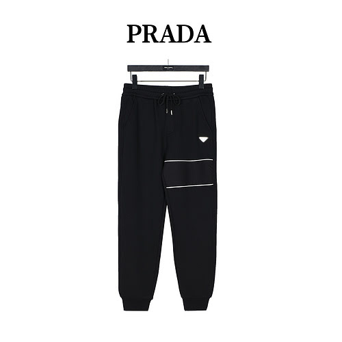 PradaCucitura logo triangolo in metallo Prada più pantaloni leggings in velluto