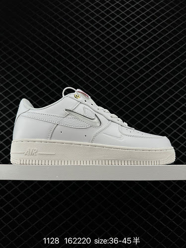 Authentic Nike Air Force Low Air Force 1 low-top versatile casual sports sneakers. The combination o