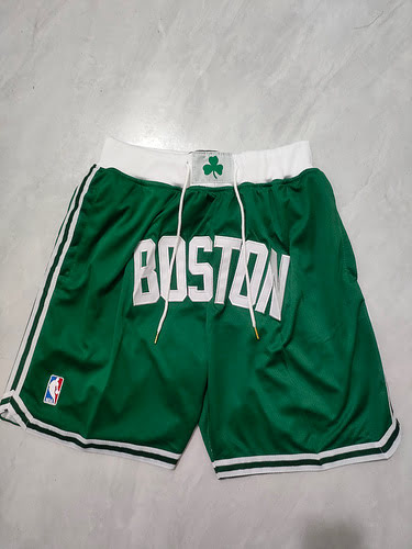 Celtic regular green pocket shorts