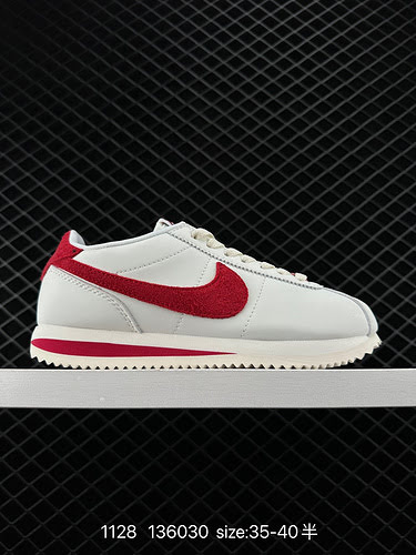 Livello aziendale Nike Classic Cortez nuovi colori abbinati alle classiche scarpe da corsa casual Fo