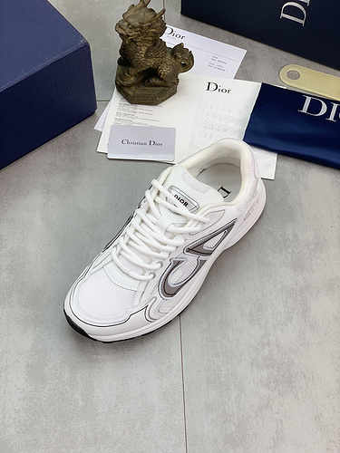 Dior Couple Model Code: 1201B80 Size: Female 35-40, Male: 38-45 (Male 46 and 47 sizes are custom-mad