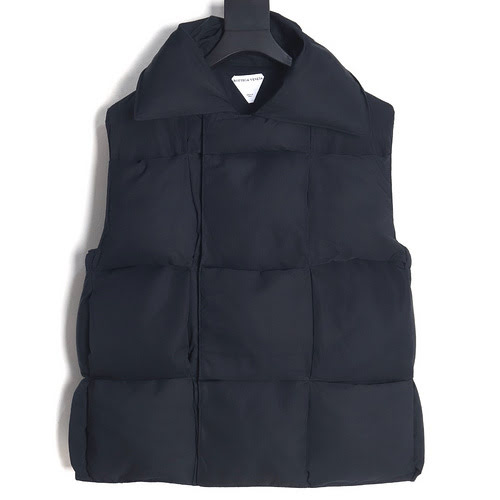 Nuovo gilet in piumino intrecciato BV Bottega Veneta 23FW