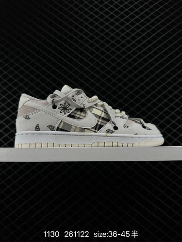 Le sneakers Nike SB Zoom Dunk Low sono una serie di sneakers sportive casual classiche e versatili. 