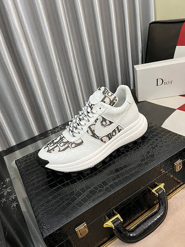 Scarpe Dior uomo Codice 1203B60 Taglia 3844