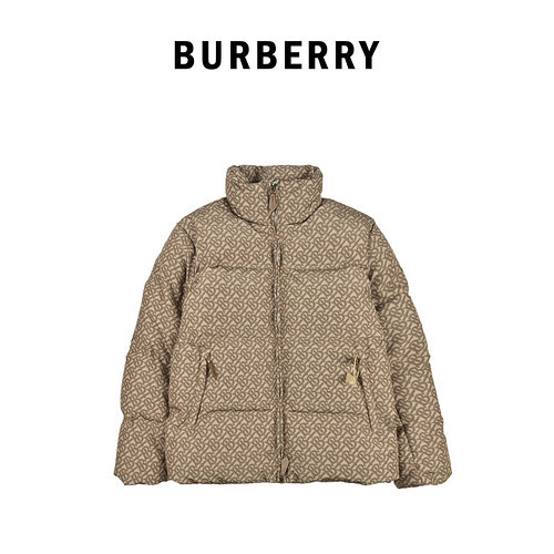 Il nuovo piumino con stampa di lettere TB autunno e inverno di BBR Burberry