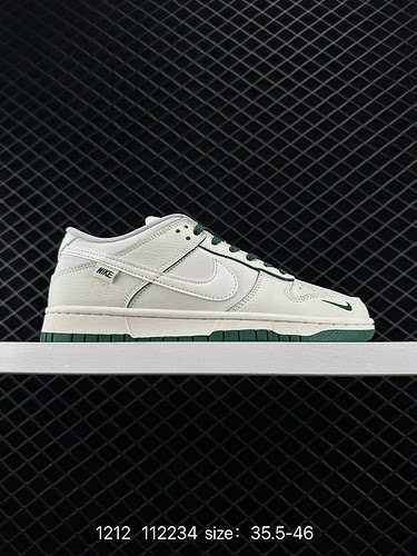 Strato a 7 dita con mezza misura Nike Dunk Low Nike SB Low Top Bianco Blu L'intero paio di scarpe è 