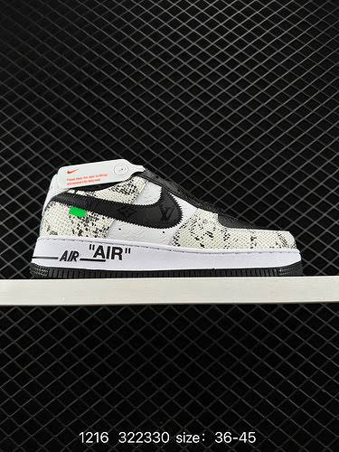 Le sneakers casual basse Nike Air Force Low Air Force 1 creano una versione Air Force pura Concentra