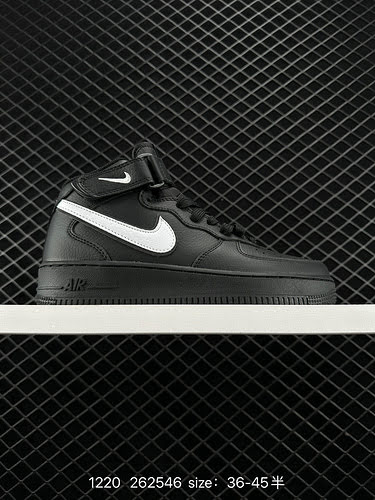 23 Nuovi prodotti autunnali e invernali livello aziendale NIKE Air Force Mid quotaall in bianco e ne