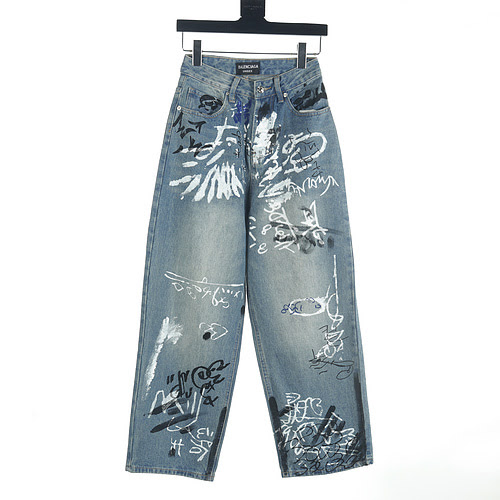 Jeans Balenciaga BLCG 23FW con graffiti