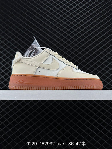 6 Nike Air Force Low Le sneakers casual basse Air Force 1 creano una versione pura dell'Air Force Co