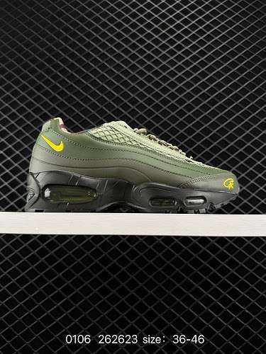 Le sneakers retrò alla moda NIKE AIR MAX 9 TT non sono solo comode da indossare ma anche una combina