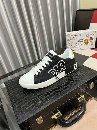 Dolce & Gabbana men's shoes Code: 0104B50 Size: 38-44 (45,46 customized)