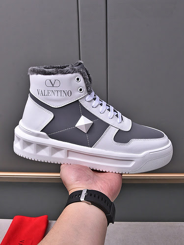 Valentino men's shoes Code: 0107B70 Size: 38-44 (45 is custom-made and cannot be returned or exchang