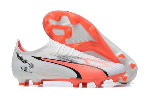 Arrivate le scarpe da calcio FG impermeabili Puma World Cup completamente in maglia Puma Ultra Ultim