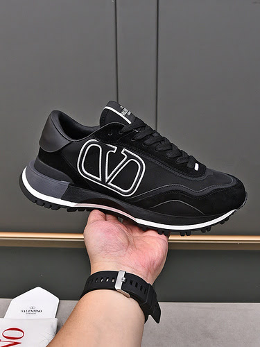 Valentino men's shoes Code: 0107C10 Size: 39～44 (38, 45, custom-made, non-refundable)