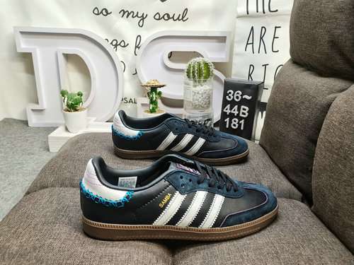 181DAdidas originali Busenitz Vulc adidas Quasi 70 anni di classici originali realizzati in pelle sc