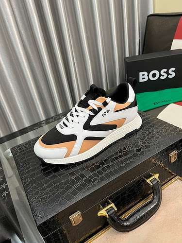 Scarpe uomo Boss Codice 0104B40 Taglia 3844