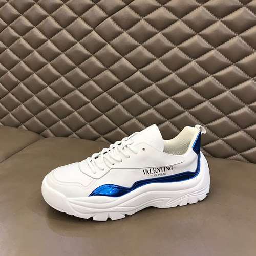 Scarpe uomo Valentino Codice 0109B60 Taglia 3844 45 sono realizzate su misura e non possono essere r