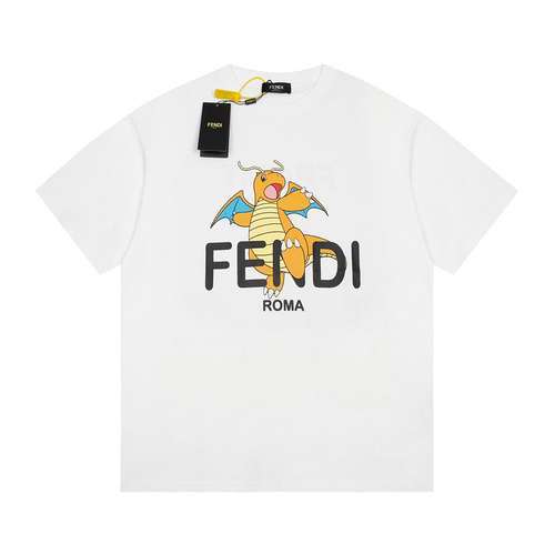 Fendi Fendi Fujiwara Hiroshi FRAGMENT Anno del Drago Charmander Manica corta Bianco P155095888