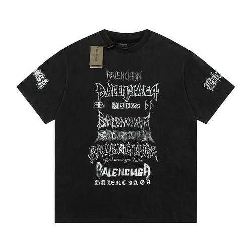 Tshirt stampata con lettere sanscrite BLCGBalenciaga