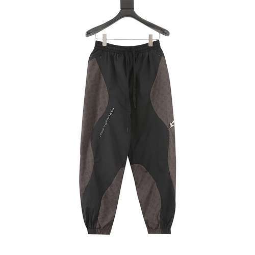 Pantaloni sportivi con logo presbite patchwork 1V