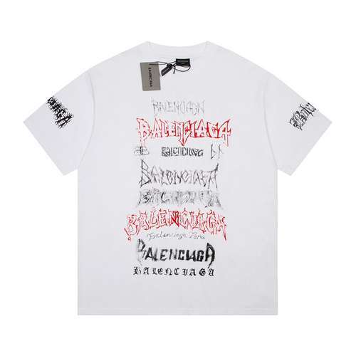 Tshirt BLCG Balenciaga con stampa di lettere sanscrite su tutta la superficie