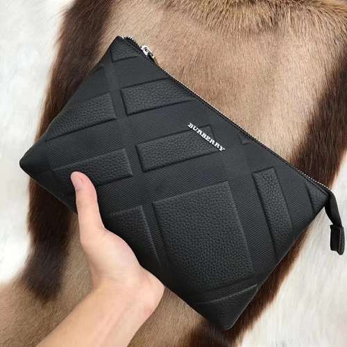 Pochette da uomo realizzata in pelle bovina originale importata, qualità di fascia alta, consegna bo