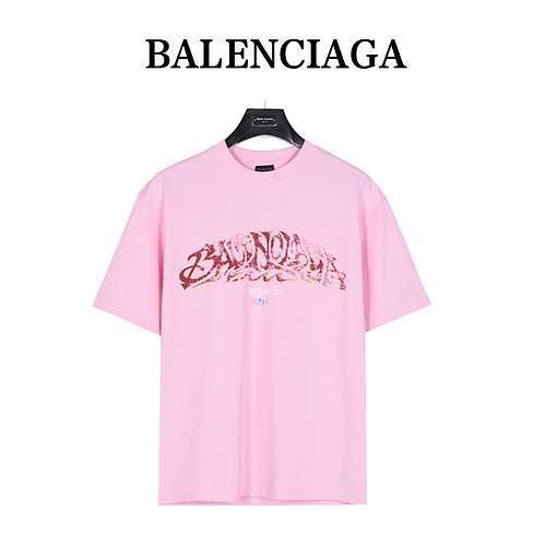 Tshirt a maniche corte stampata con scritte sulla passerella BLCGBalenciaga