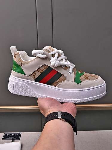 Scarpe uomo GUCCI Codice 0227B70 Taglia 3844 45 personalizzabili