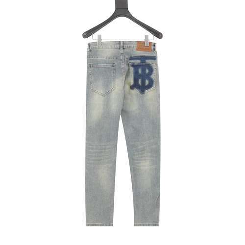 Jeans con tasca stampata BBR sul retro