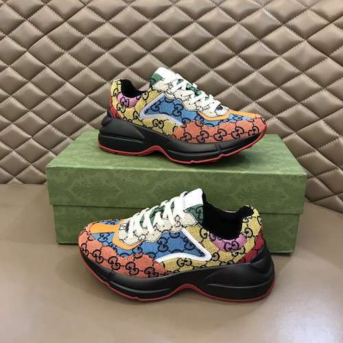 GUCCI scarpe uomo e donna Codice 0304B80 Taglia donna 3539 uomo 3844 45 personalizzata