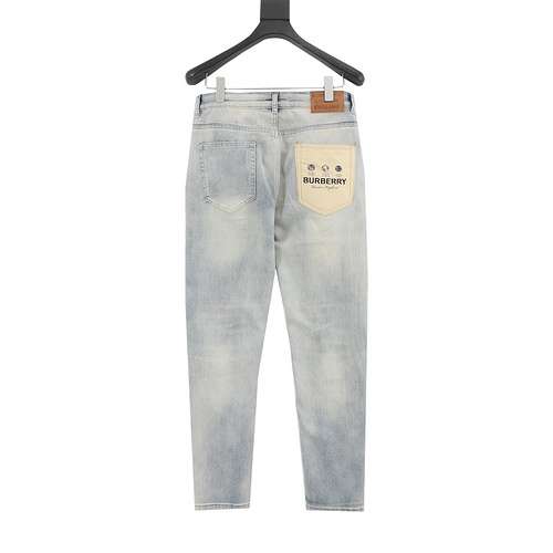 Pantaloni in denim con etichetta BBR e tasca applicata