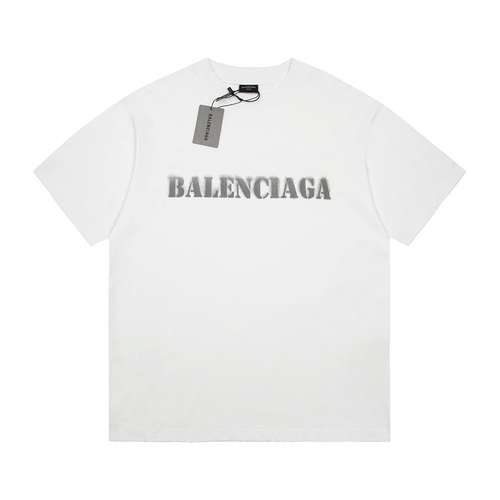 Top BLCG Balenciaga Gradient Blurred Letters Tshirt Bianca