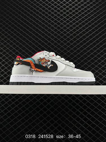 4 Nike Dunk Low Series Retro low-top casual sports skateboard shoes. The ZoomAir cushion is soft and