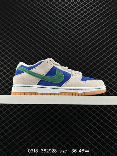 4 Nike SB Dunk Low series retro low-top casual sports skateboard shoes. The ZoomAir cushion is soft 