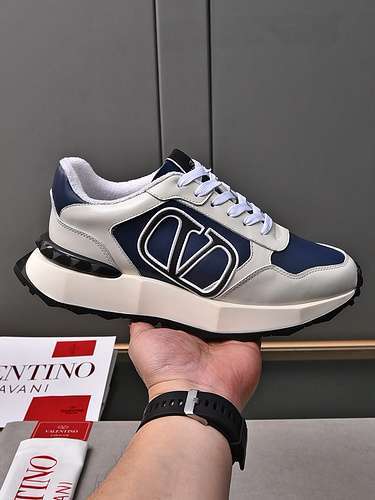 Scarpe uomo Valentino Codice 0305C10 Taglia 3944 45 personalizzata